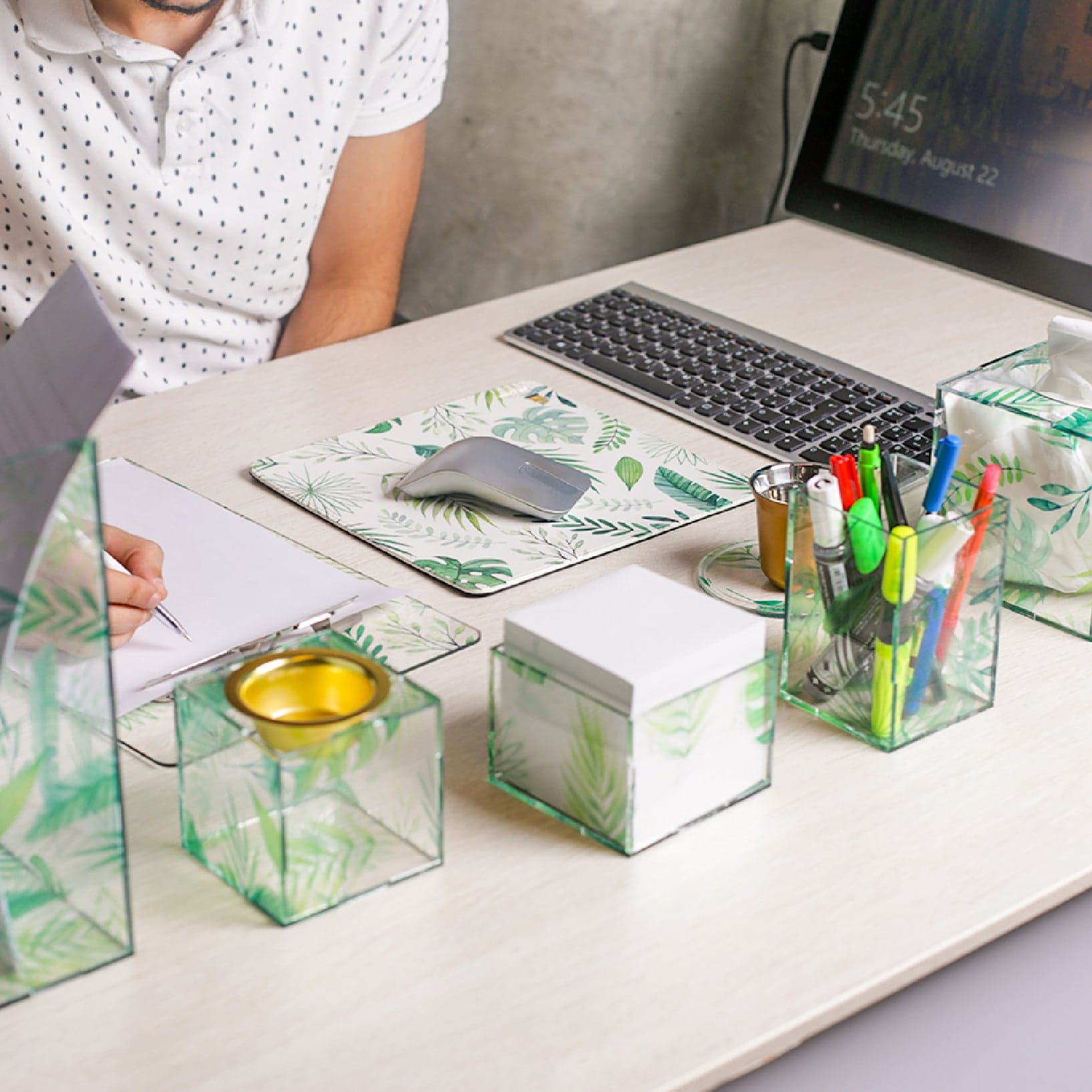 Desk Organizer — 4